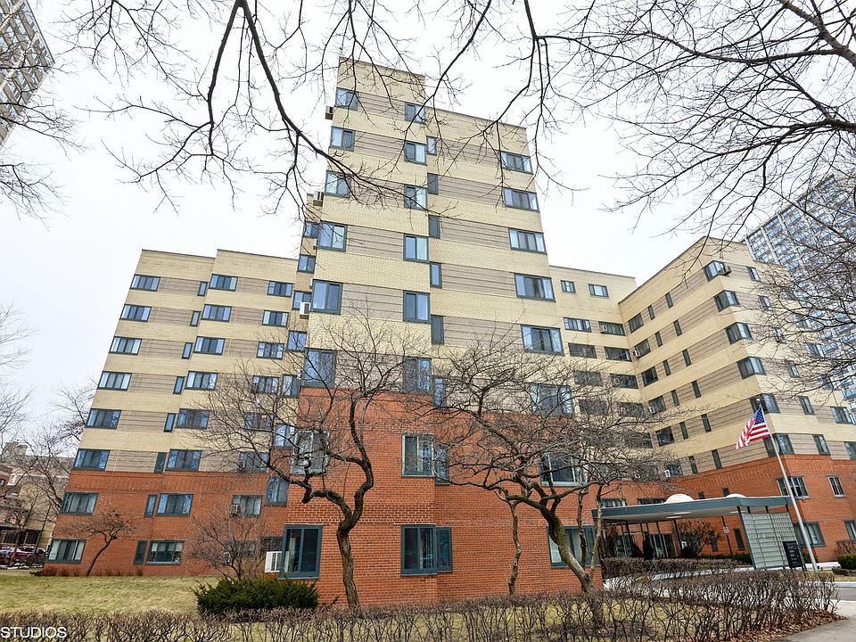 1st image of 5040 N Marine Dr APT D2