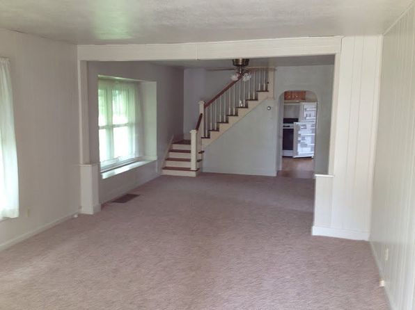 3629 Woodbine Ave