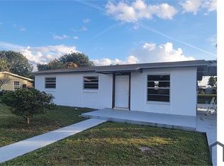 5520 NW 180th Ter, Miami Gardens, FL 33055