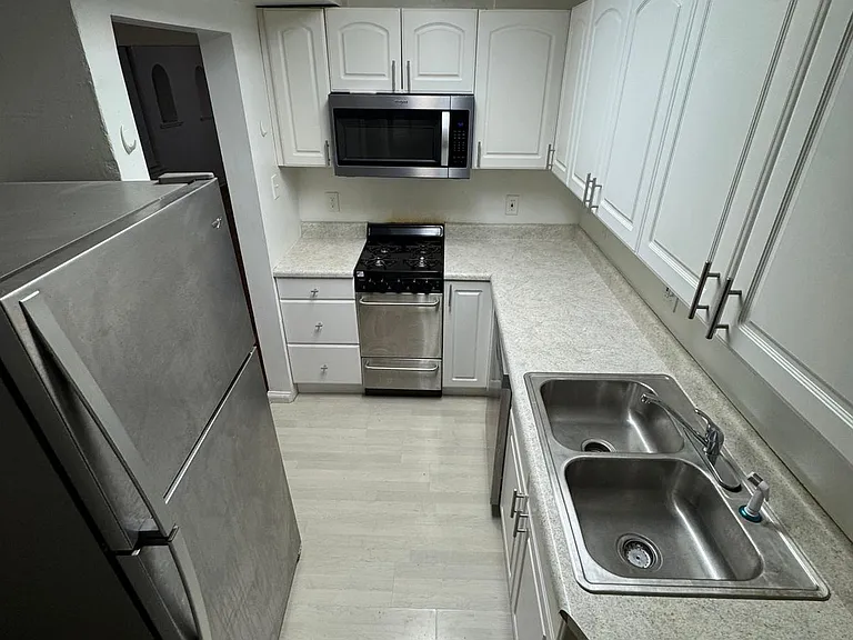 125 W Bodley Ave #1W — Photo 16
