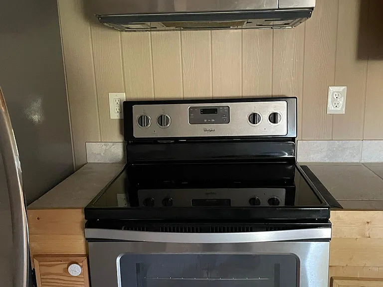 226 Asbury Ave — Photo 8