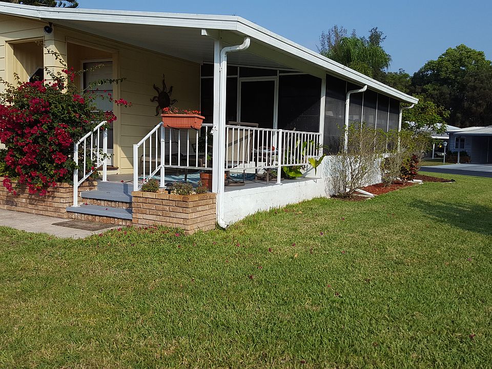 Front Entry and Lanai