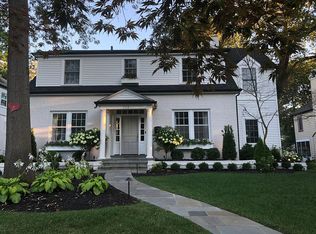 554 Olive Ct, Saint Louis, MO