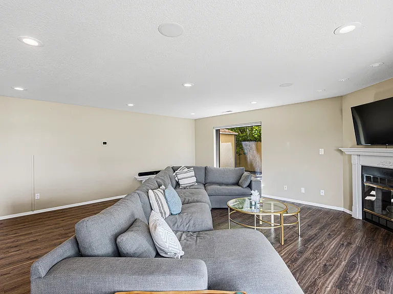 7009 Pala Mesa Ct NE — Photo 16