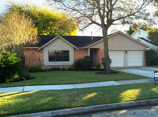 12215 Level Run St, Meadows Place, TX 77477