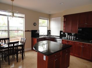 8615 E Silver Ridge Ln, Anaheim, CA 92808