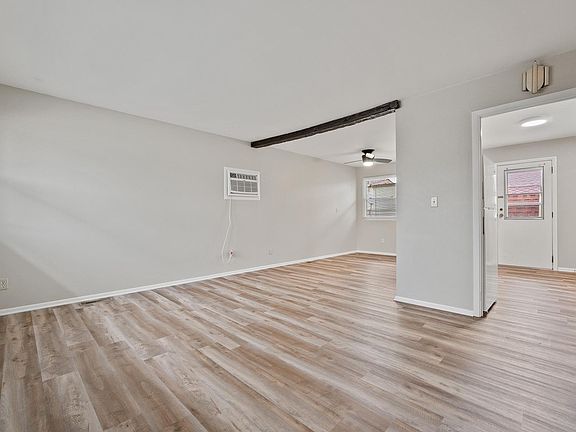 3rd image of 207 S Ogden St