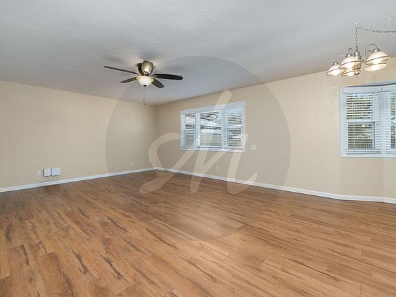3rd image of 2322 Patrician Way