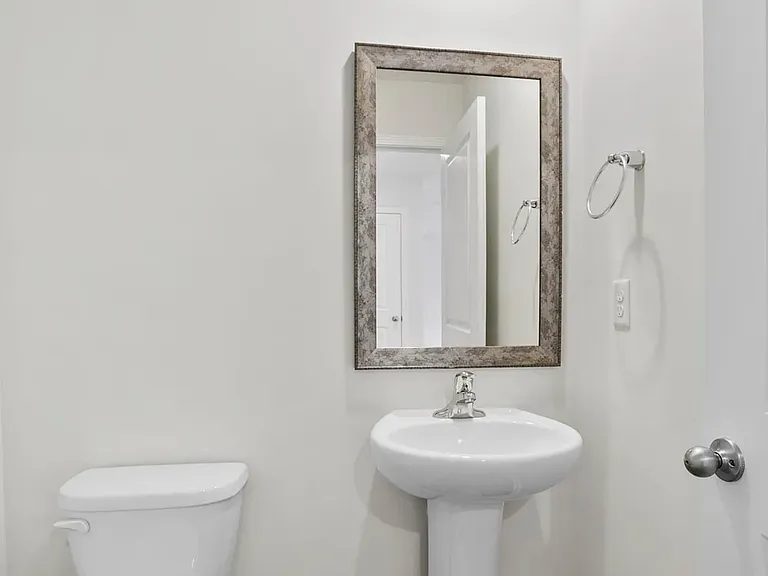 868 Wolverine Ln — Photo 6
