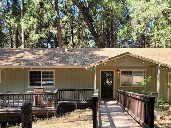 2127 Racoon Trail, Pollock Pines, CA 95726