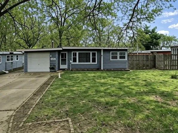 3906 Madeline Dr, Saint Louis, MO 63114