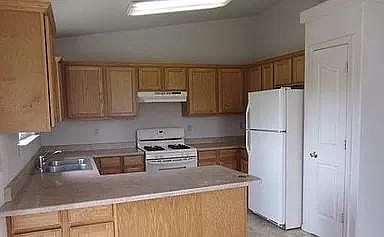 2nd image of 1972 Sutter Rd