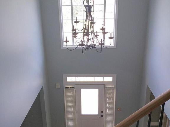 Two-story foyer