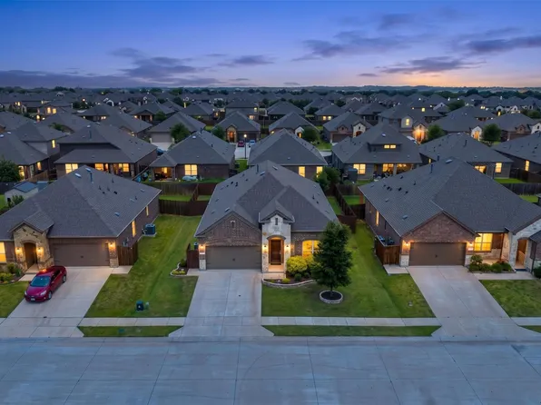 11316 Culberson Dr, Aubrey, TX 76227