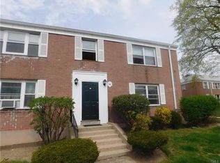 96 Seaton Rd APT 3, Stamford, CT 06902
