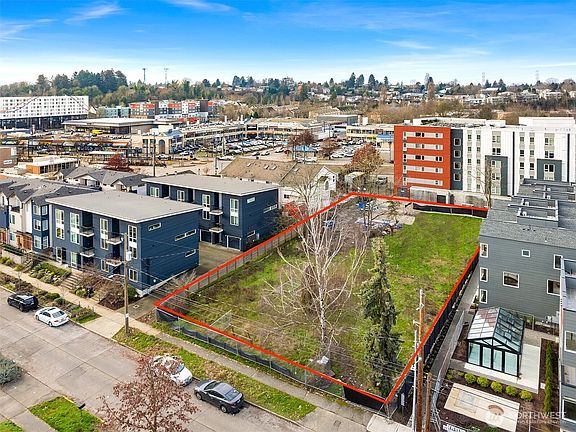 3rd image of 7001 42nd Avenue
