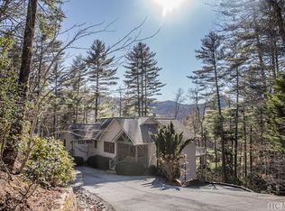 699 Gold Creek Rd, Sapphire, NC 28774
