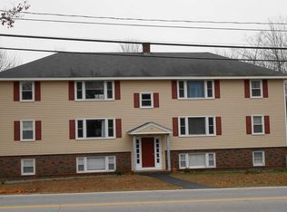 36 S Main St, Newton, NH 03858