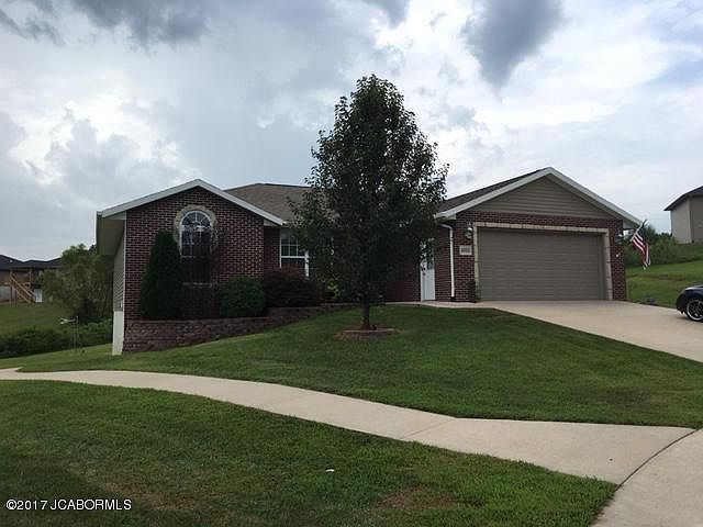 1st image of 4035 Newcastle Ct