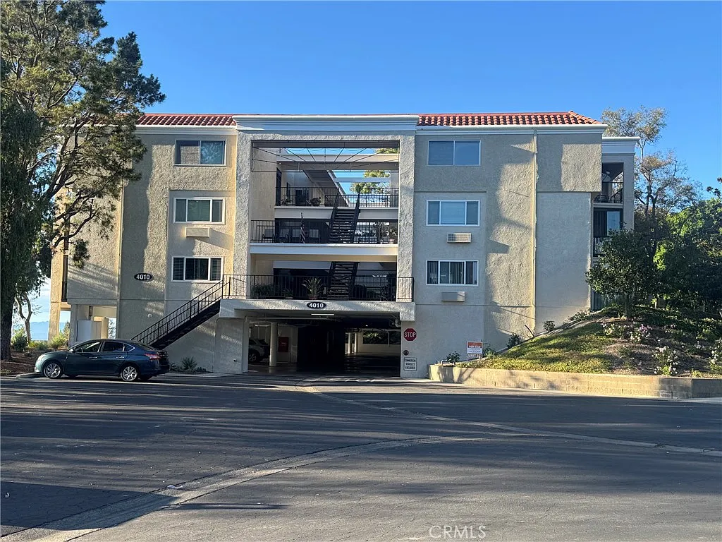 2 bed, 1257 sqft, $3,100 — Photo 1