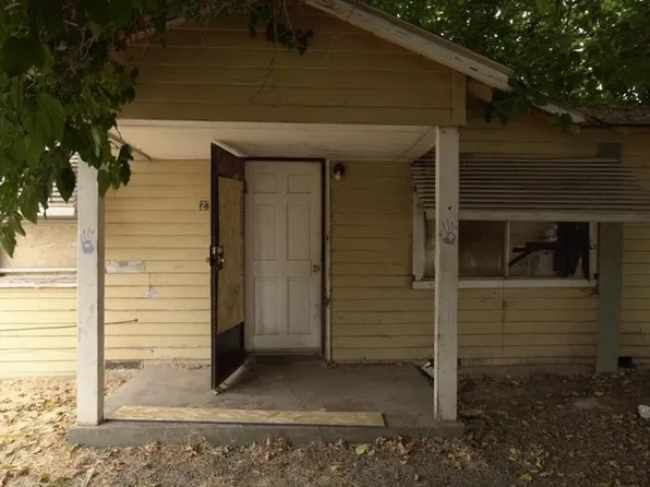 2347 E Alpine Ave, Stockton, CA 95205