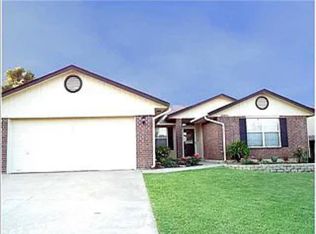 10805 Ohara Ln, Midwest City, OK 73130