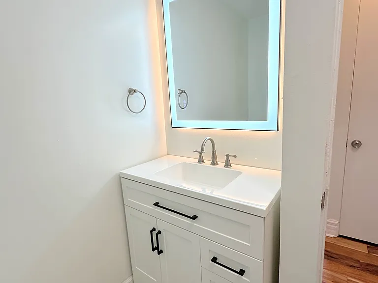 5504 Hays St #2 — Photo 6