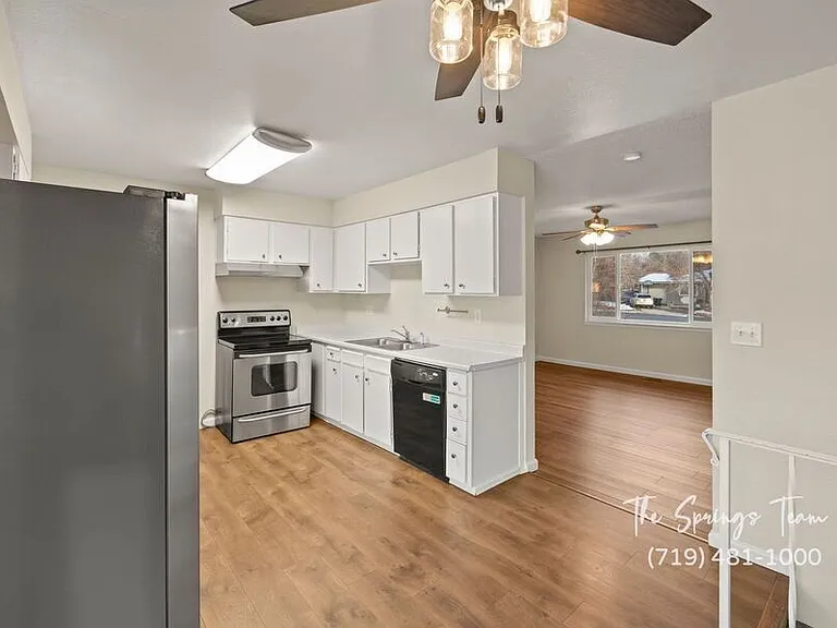 210 Kilmer Ct — Photo 15