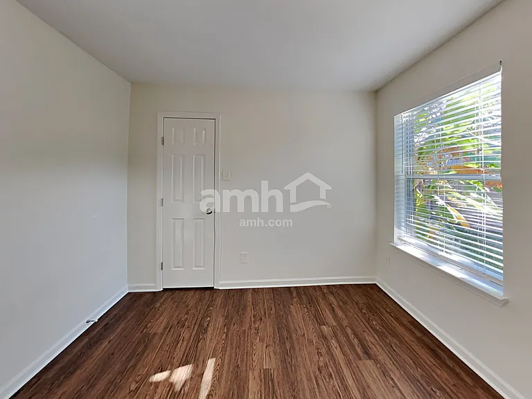 1034 Chase Park Dr — Photo 17