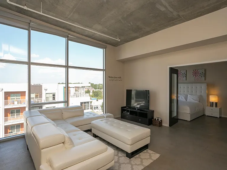 2115 Yeaman Pl #634 — Photo 28