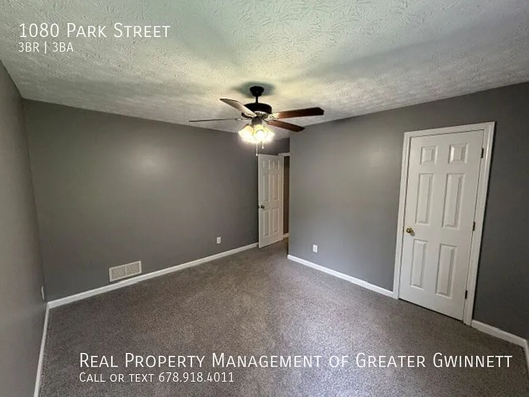 1080 Park St — Photo 10