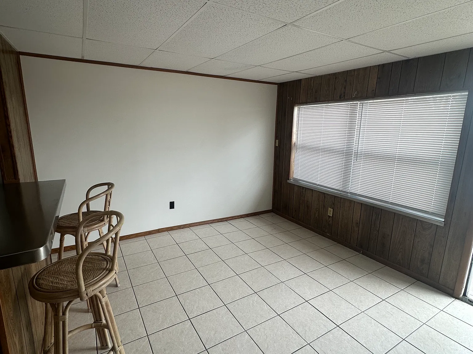 Studio, 675 sqft, $795 — Photo 3