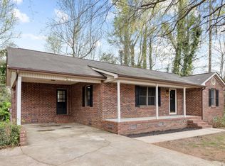 251 W Moffitt Ave, Liberty, NC 27298