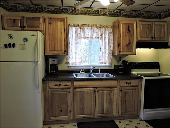 3rd image of 326 North St