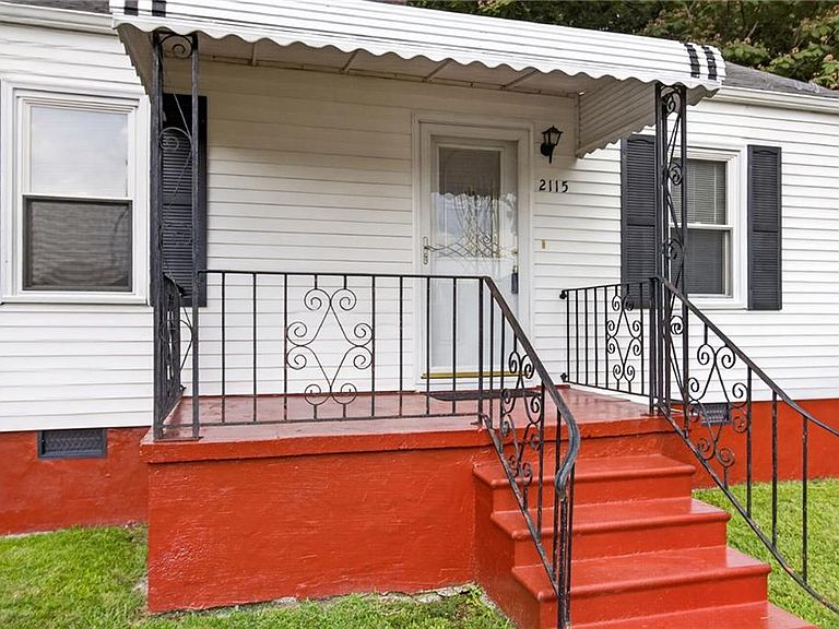 Listing photo 2