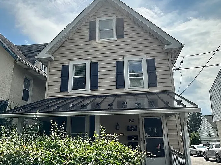 60 Central Ave #B — Photo 1