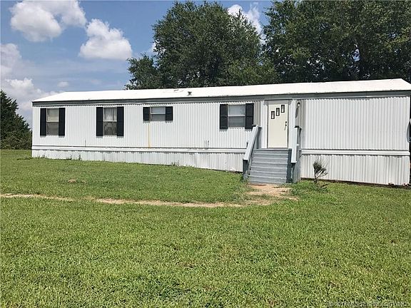 2nd image of 670 Horse Shoe Ln