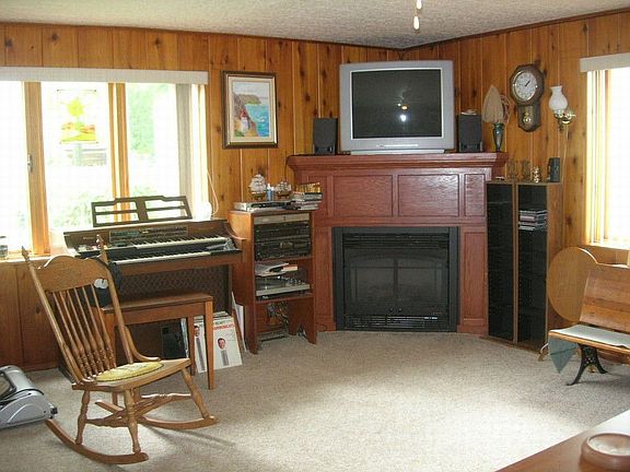 Family Room with Fireplace