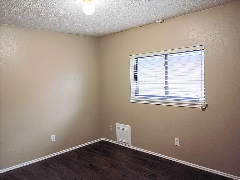 21406 Golden Dove Dr — Photo 23
