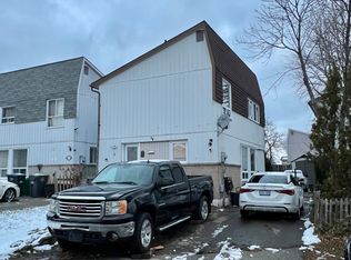 5 Glencairn Sq, Brampton, ON L6S2H7