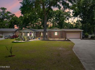 212 Park Avenue Ext, Southport, NC 28461