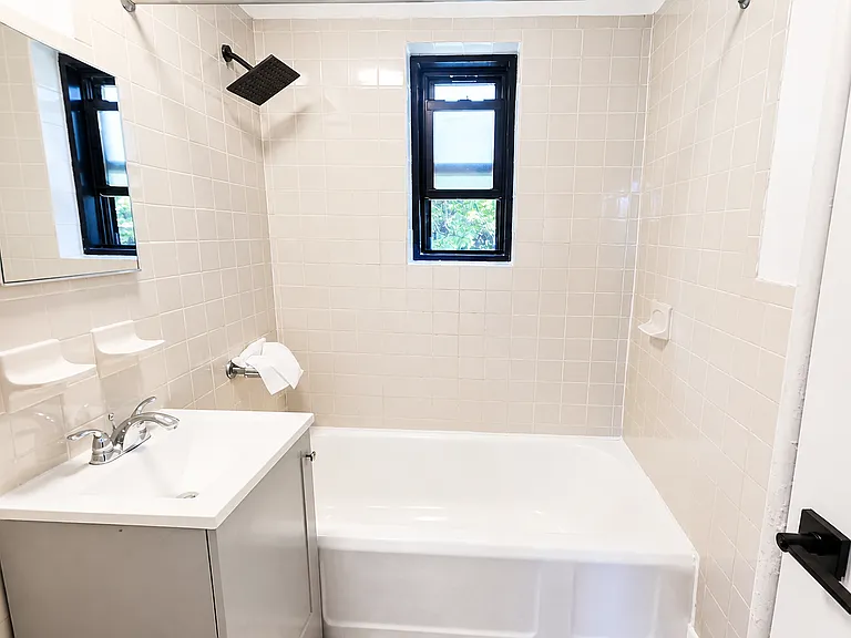 109 Belgrove Dr #2CA — Photo 3
