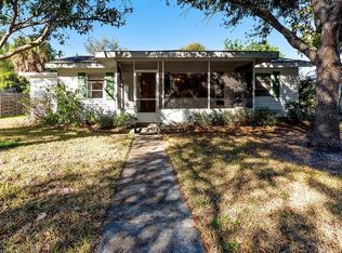3833 Iroquois Dr, Sarasota, FL 34234