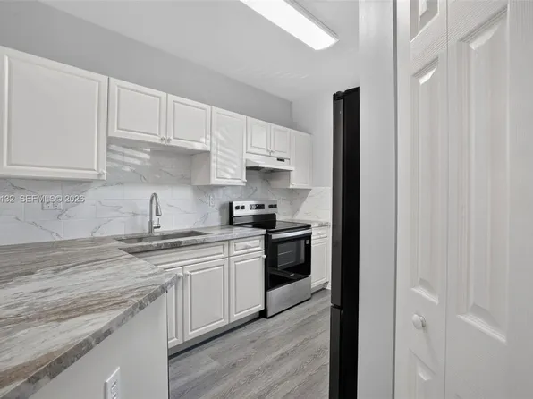 751 SE 2nd St, Homestead, FL 33030