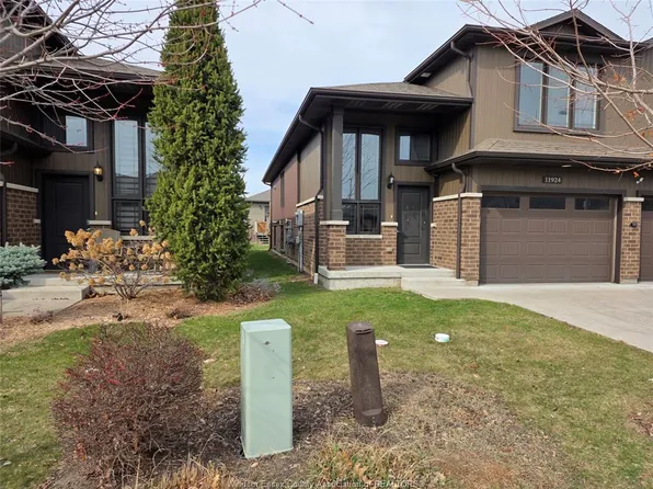 11924 Thistledown Ave, Windsor, ON N8P 0B6