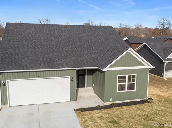 1230 Woodland Avenue, Scottsburg, IN 47170