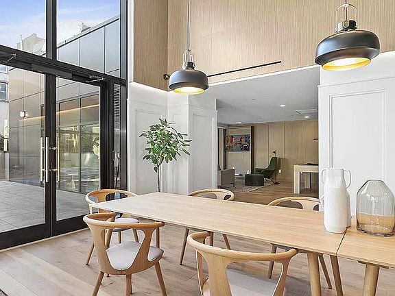 4th image of 555 Waverly Ave #18H