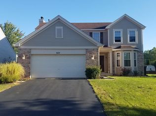 627 Thompson Ave, North Aurora, IL 60542