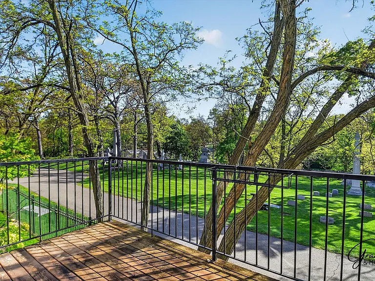 1348 Village Dr — Photo 26