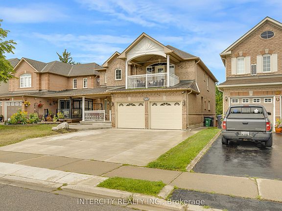 3rd image of 48 Avalanche Cres